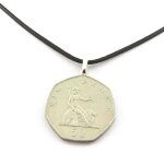 Collier pice de monnaie royaume - uni 50 nouveaux pence elizabeth ii. cordon noir.