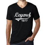 Homme tee - shirt col v une l�gende depuis 1977 - legend since 1977 - 47 ans t - shirt graphique id�e ...