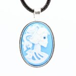 Pendentif camée en résine crâne + cordon cuir noir - turquoise Pendentif camée en résine crâne + cordon cuir noir - turquoise