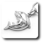 Pendentif dauphin . 2. 40 g . argent 925