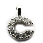 Pendentif plaqu or  lettre c  blanc