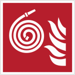 Autocollants et panneaux d'�vacuation et de secours iso 7010  pr�sence d'une lance � incendie non connect�e  ...