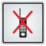 Panneau d'information adh�sif en acier  interdiction d'activer des t�l�phones mobiles