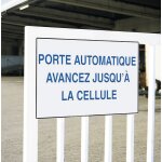 Panneaux de signalisation en pvc personnalisables en ligne
