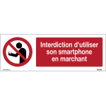Panneau avec texte - interdiction d'utiliser son smartphone en marchant