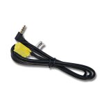 Adaptateur auxiliaire vhbw pour smart fortwo typ 451 (� partir de 2007)