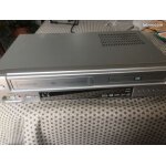 Lecteur dvd + magn�toscope dx - 9840s avec prise peritel, t�l�commande et manuel d'utilisation