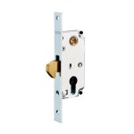Boitier de serrure encastrable � cylindre pour portail, axe 30mm, bouts carr�s, zingu� - thirard