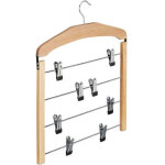 Plusieurs cintres pour jupes 1er3er