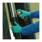 Gant jetable touchntuff 92 - 600 taille 8 1 / 2 - 9 vert en 374 cat�gorie epi iii - ansell