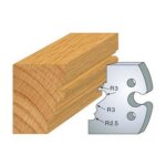 Jeux de deux fers profil hauteur 50mm 855. 213