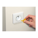 Lot de 12 cache - prises avec cl�s - safety 1st