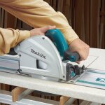 Makita - scie plongeante sp6000j