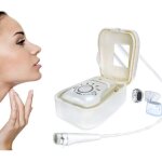 Masseur facial traitement anti - rides rajeunissant