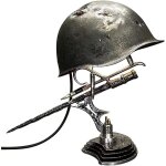 Objets de guerre, lampes � led, statues, casques, soldats de la seconde guerre mondiale, lampes casque ...
