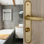 Ouvre&d�co - 2 poign�es de porte vintage verrou condamnation, laiton brut laqu� mat entraxe 195 mm