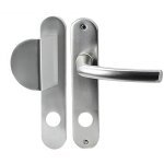 Paire de poign�es de porte blind�e aluminium osmose bricard 234 mm b�quille aileron 25 mm