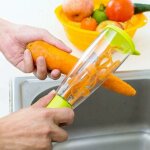 Plucheur légumes avec récipient, éplucheur en acier inoxydable ultra tranchant, éplucheur de julienne ... Plucheur légumes avec récipient, éplucheur en acier inoxydable ultra tranchant, éplucheur de julienne ...