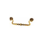 Poigne tombante zamak en bronze brillant, l. 115mm, p. 20mm, h. 40mm, entraxe 96mm, 1 pice avec visserie. ...