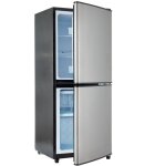 Rfrigrateur 106l, rfrigrateur 60l + conglateur 46l, 7 rglages de temprature, clairage led, tagres ...