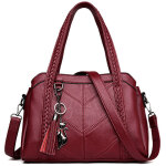 Sac � bandouli�re pour femme avec bandouli�re en cuir bordeaux, sac � main sac � dos