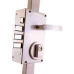 Mottura - serrure 3 points srie 468 profil europeen coloris blanc a2p gauche 38468bgmxa2p