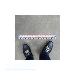 Signalisation de sol covid 19 . lot de 4 signalisation au sol adhesives coronavirus . merci de respecter ...