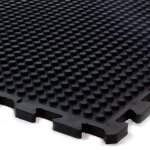 Tapis �curie, �table, paddocks et boxes, syst�me de puzzle ep = 20 mm, 100 x 100 cm