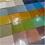 Zellige marocain traditionnel couleur : chatain - 11 - format : 5x5 cm vrac - gioia materia