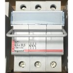 005836 - coupe - circuit sectionneur - 3p - cartouche cylind. ind 8x32 - 400v - legrand