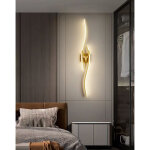 Applique murale led contemporaine de luxe , 60 cm, 16 w, orn�e d'un motif de bois de cerf dor�. lumi�re ...