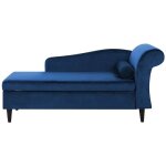 Chaise longue méridienne côté droit en velours bleu avec rangement pour salon au style vintage et glamour ... Chaise longue méridienne côté droit en velours bleu avec rangement pour salon au style vintage et glamour ...