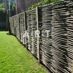 Cl�ture en noisetier tress� 180 cm ? 100% naturel ? l�ger et solide ? pour espaces ext�rieurs ? installation ...