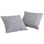 Coussins carrés gris avec coeur (lot de 2) Coussins carrés gris avec coeur (lot de 2)