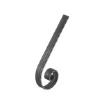 Crosse de main courante pleine martel�e rainur�e - hauteur 180mm largeur 50mm �paisseur 10mm - fer forg� ...