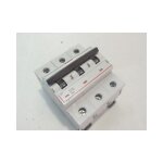 Disjoncteur 16a 3p courbe d 25ka 4. 5 modules 400v bornes vis dx3 legrand 409833