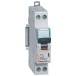 Disjoncteur 32a 1p + n courbe c 6ka bornes � vis dnx4500 legrand 406777