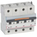 Disjoncteur dx 25ka arriv�e haute et d�part bas � vis 4p 400v 20a courbe d 6 modules (409847)