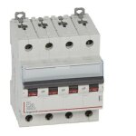 Disjoncteur dx3 6 / 10ka - c 4p 20a