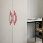 Ensemble de 2 poign�es de porte d'armoire en laiton et cuir rose, longueur 190 mm, avec vis, adapt�es ...