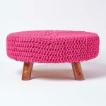 Homescapes - grand pouf tress� en tricot et pieds en bois - rose fuchsia