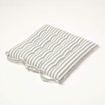 Galette de chaise capitonn�e rayures grises 40 x 40 cm - homescapes