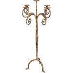 Lampadaire chandelier en fer forgé fait main finition blanc antique l49xpr49xh94 cm Lampadaire chandelier en fer forgé fait main finition blanc antique l49xpr49xh94 cm
