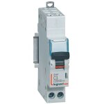Disjoncteur phase + neutre dnx�4500 6ka arriv�e borne automatique sortie borne � vis 1p + n 230v 3a courbe ...
