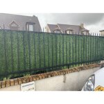 Atout loisir - haie végétale artificielle 110 brins - long 21 m, hauteur 2 m Atout loisir - haie végétale artificielle 110 brins - long 21 m, hauteur 2 m