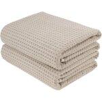 Lot de 2 serviettes de bain en microfibres - s�che rapidement / ne peluche pas - tissu alv�ol� - beige ...