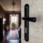 Ouvre&déco - 2 poignées de porte cleo cylindre, bois noir entraxe 195 mm Ouvre&déco - 2 poignées de porte cleo cylindre, bois noir entraxe 195 mm