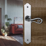 Ouvre&d�co - 2 poign�es de porte noble sans trou, plaque fine minimaliste, fer patin� gris entraxe 195 ...