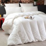 Dodo - pack couette scandinave 140 x 200 + 1 oreiller 65 x 65 cm pour lit 1 place Dodo - pack couette scandinave 140 x 200 + 1 oreiller 65 x 65 cm pour lit 1 place