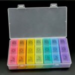 Pilulier semainier fran�ais matin midi soir nuit , petit pilluliers medicaments 7 jours 21 compartiments ...